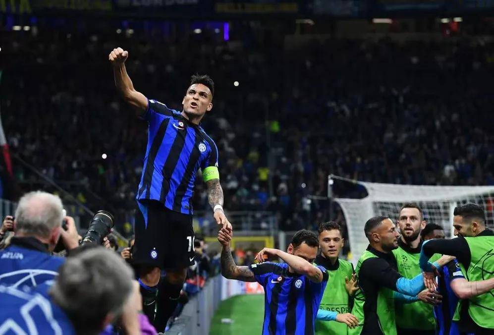 短道速滑要 短道速滑要