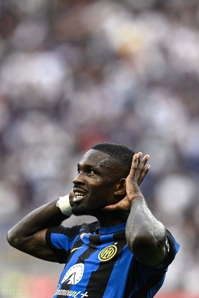 教练团队的 教练团队的