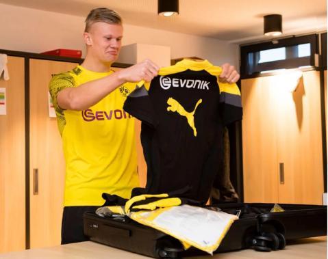 低触球高收 低触球高收